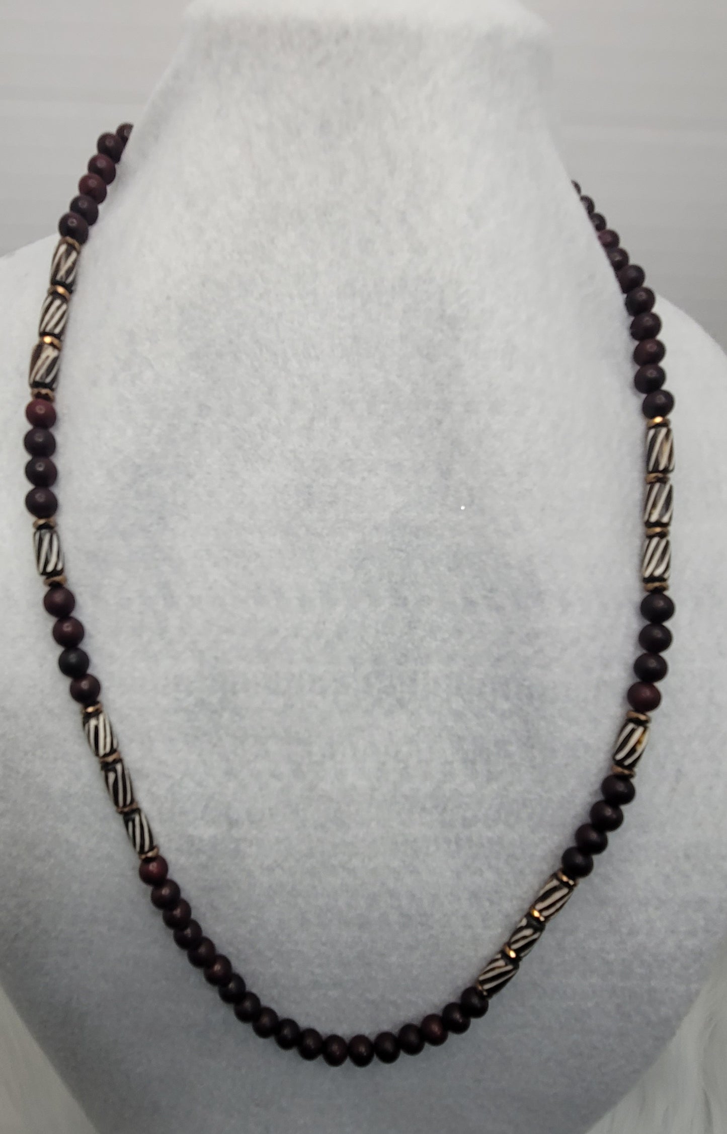 High Quality Wood Necklace with gold-plated Hematite accents