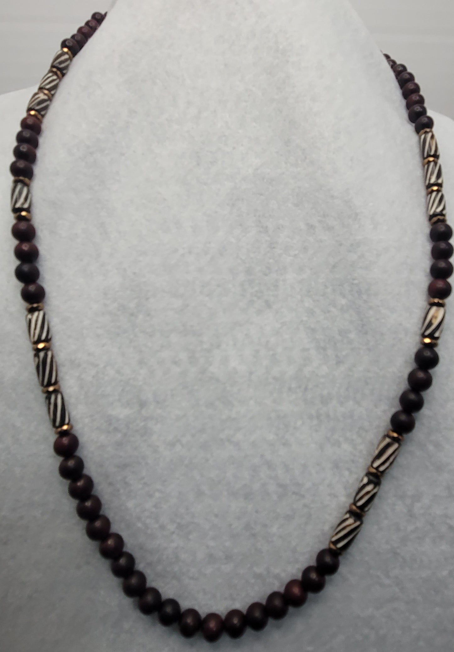 High Quality Wood Necklace with gold-plated Hematite accents